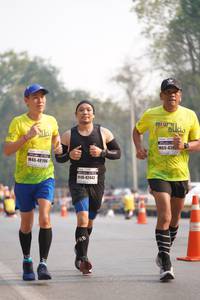 BIB: 4300, 48196, 42443
                            <button type="button" onclick="openModal(8572974)" class="btn btn-primary btn-sm float-right btn-popup" data-toggle="modal" data-target=".modal-high-quality">
                        <i class="fas fa-shopping-cart"></i> Add to Cart
                    </button>
                                            <button type="button" onclick="isThisMe(8572974, true)" class="btn btn-success btn-sm float-right btn-popup btn-isme hidden" data-toggle="tooltip" data-placement="bottom" title="นี่คือรูปของคุณใช่ไหม คลิกที่นี่เพื่อเอาเข้าอัลบั้ม">
                        <i class="fas fa-plus"></i> Add to album
                    </button>
                    <button type="button" onclick="isThisMe(8572974, false)" class="btn btn-warning btn-sm float-right btn-popup btn-isnotme hidden">
                        <i class="fas fa-ban"></i> Remove from album
                    </button>